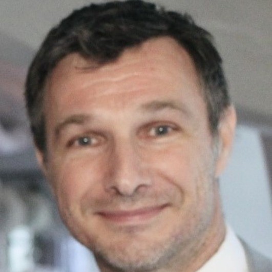 François Richeux a fait appel à La Clinique des Marques our la conception du logo et la recherche de nom de LANAE